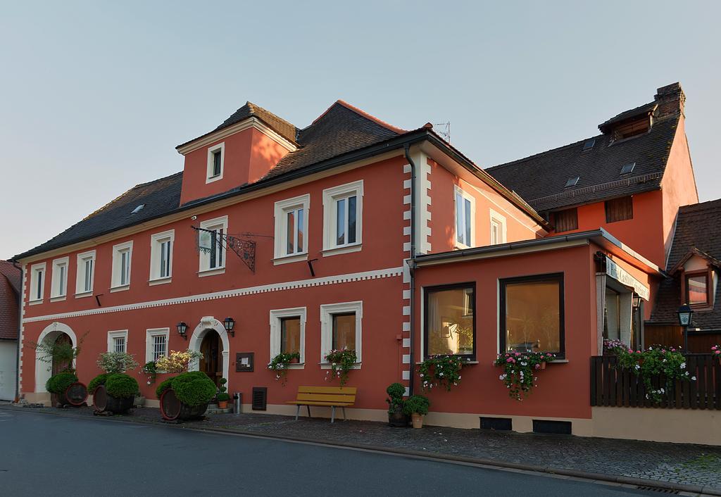 Hotel Grüner Baum Pommersfelden Exterior foto